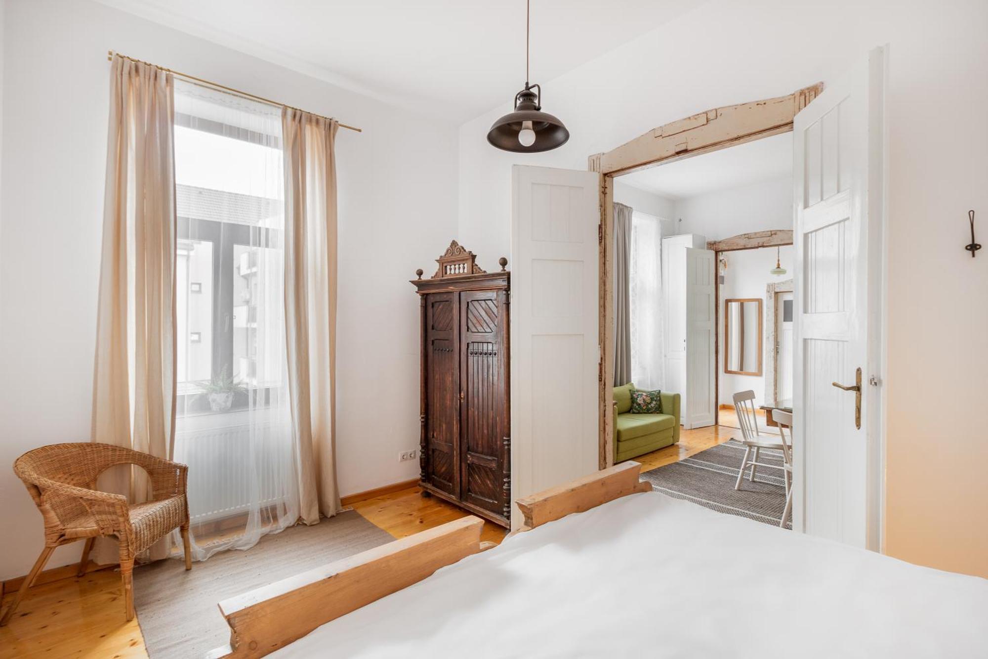 Rustic Visual Lägenhet Oradea Exteriör bild